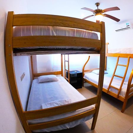 Kiwi Suites Hostel Montañita Exteriér fotografie