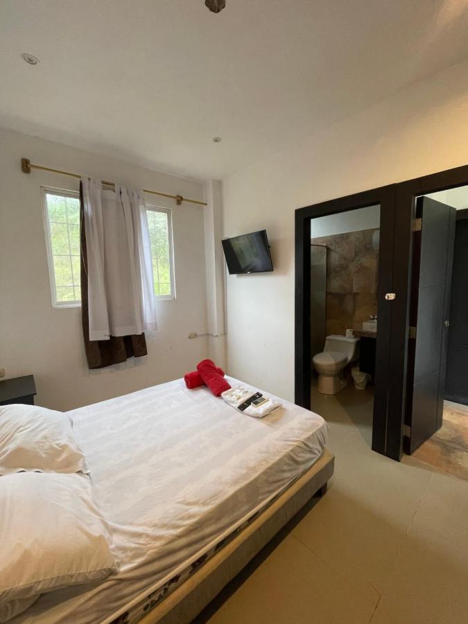 Kiwi Suites Hostel Montañita Exteriér fotografie
