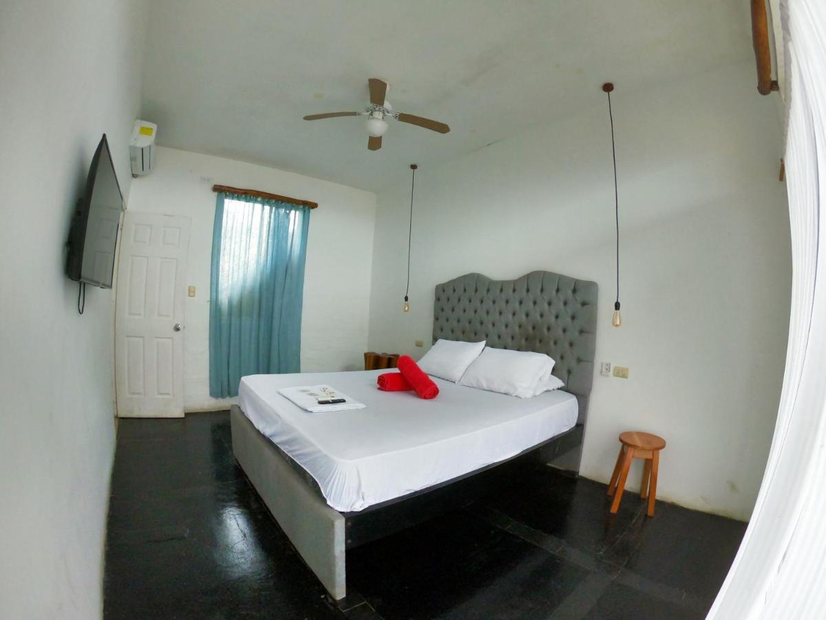Kiwi Suites Hostel Montañita Exteriér fotografie