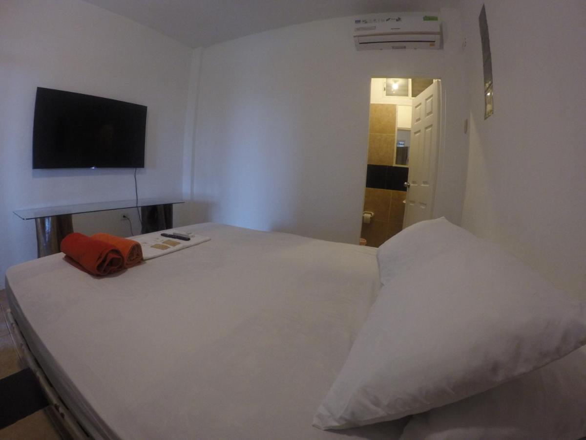 Kiwi Suites Hostel Montañita Exteriér fotografie